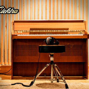 Amped Elektra Amped Elektra